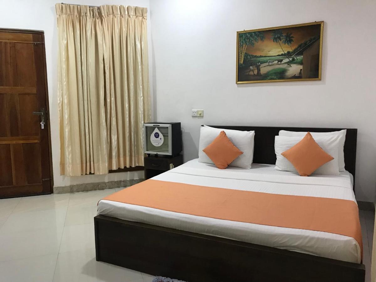 Paris Garden Resort Trincomalee Kültér fotó
